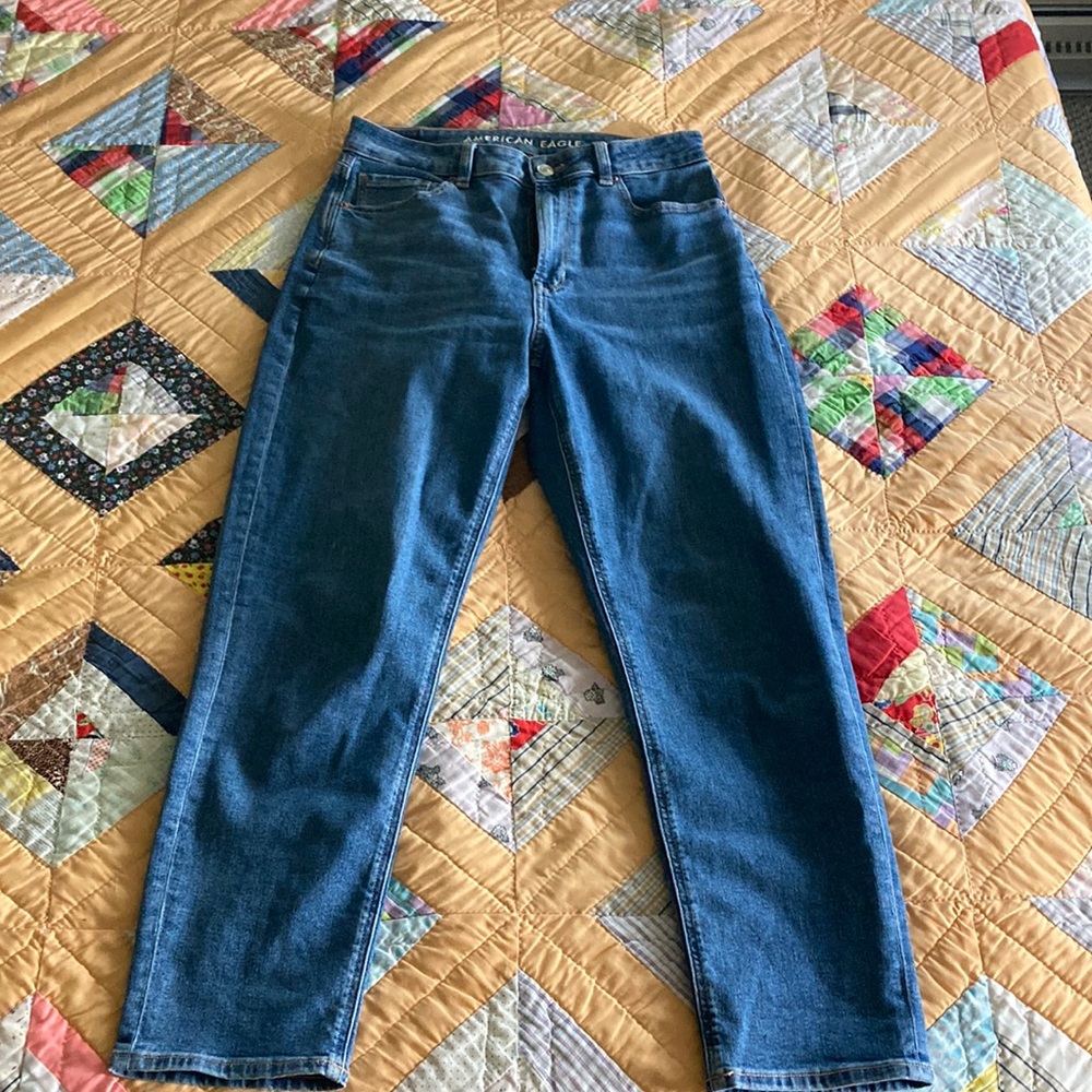 American eagle mom jean